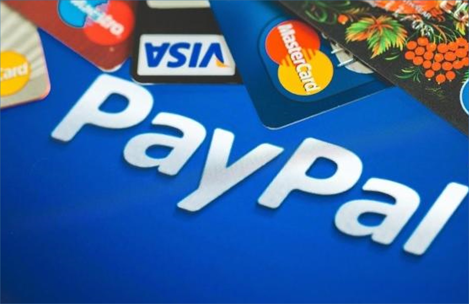 2016-06-08 Paypal o tarjeta de crédito, Qué es más seguro en la compra online
