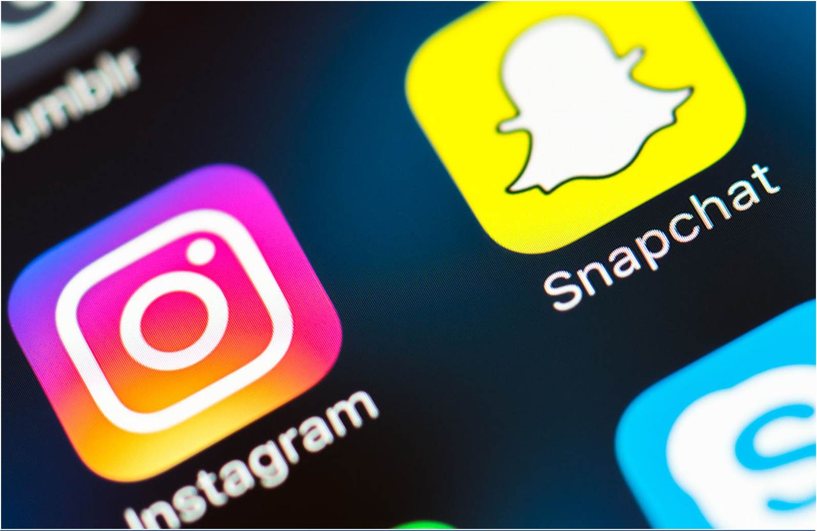 snapchat-vs-instagram-la-guerra-de-redes-sociales-sophiadigital-innovacion