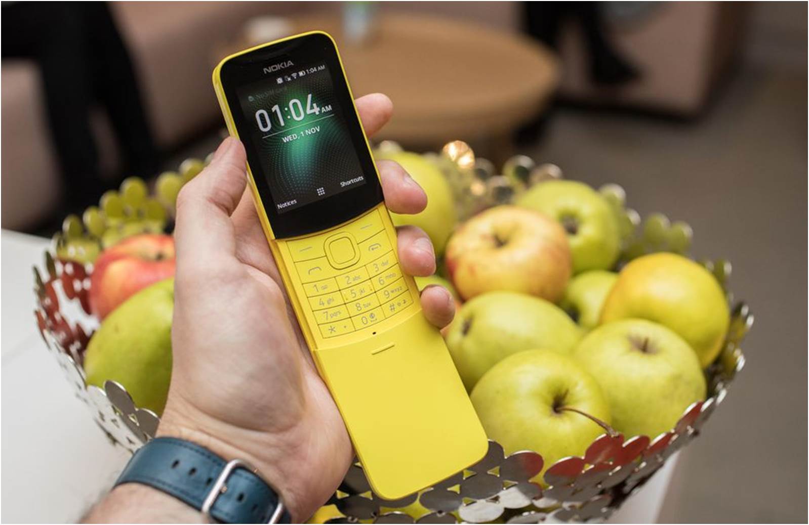 nokia-8110-banana-matrix