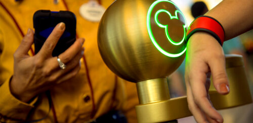 disney-magic-bands-disneyworld-internet-of-things